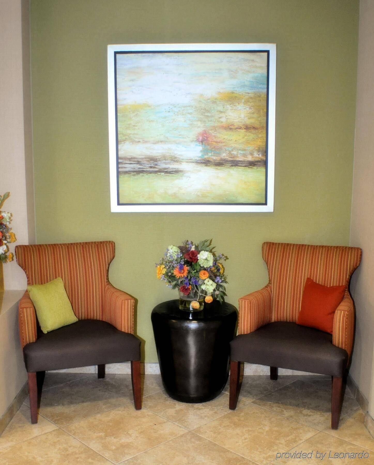 Hotel Express By Ihg White House