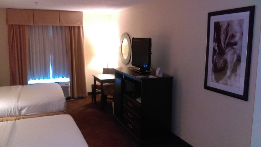 Express By Ihg White House