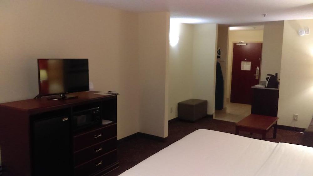 Express By Ihg 2* White House
