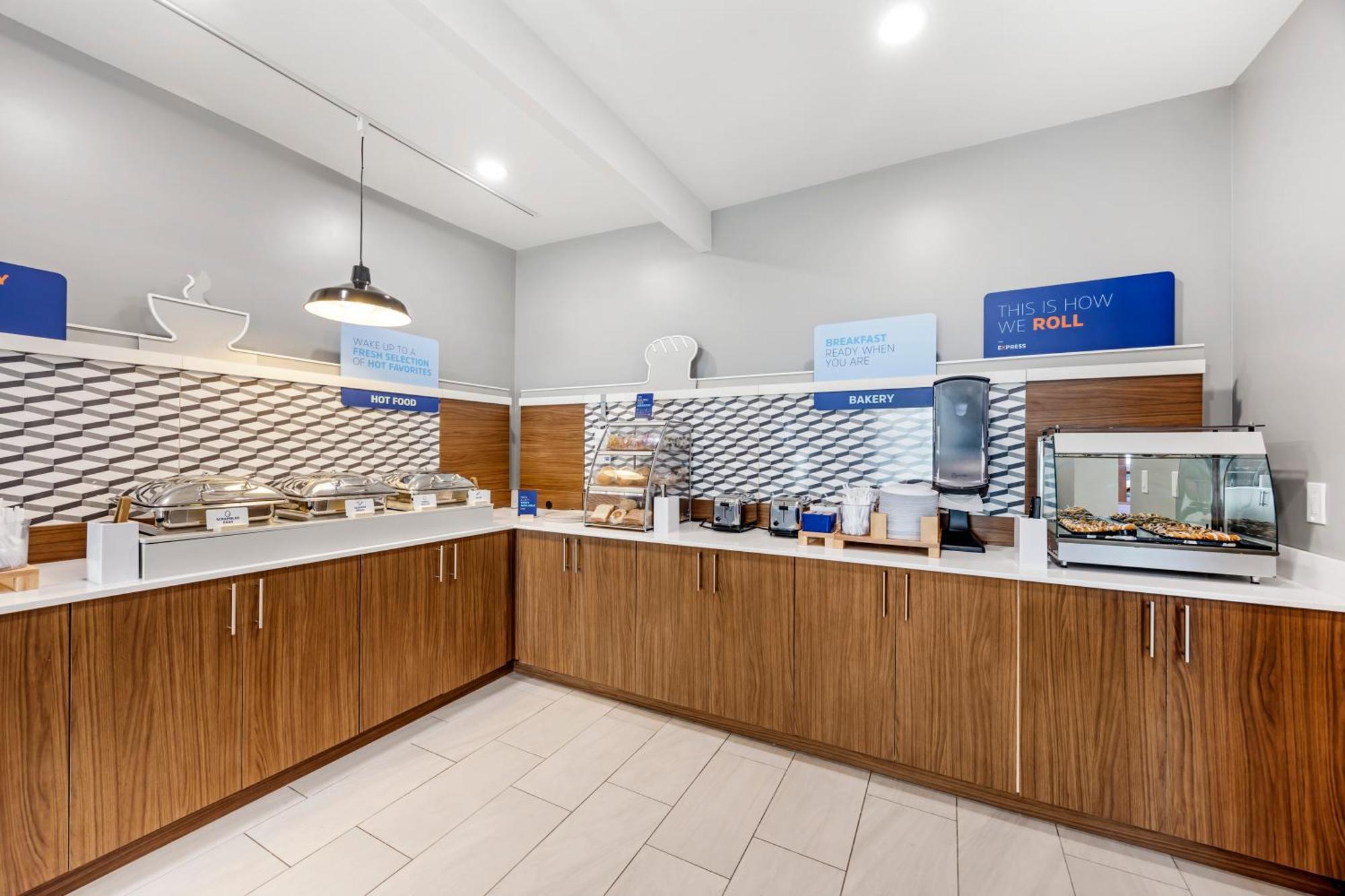 Express By Ihg 2*